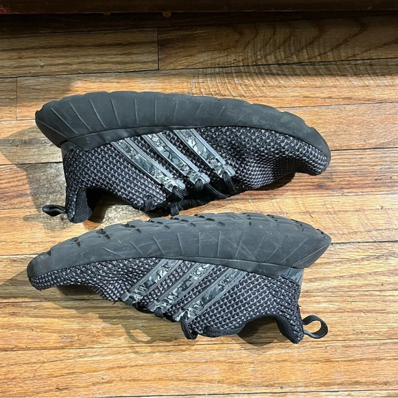 Kids black adidas mesh lace up athletic shoes - Picture 2 of 9